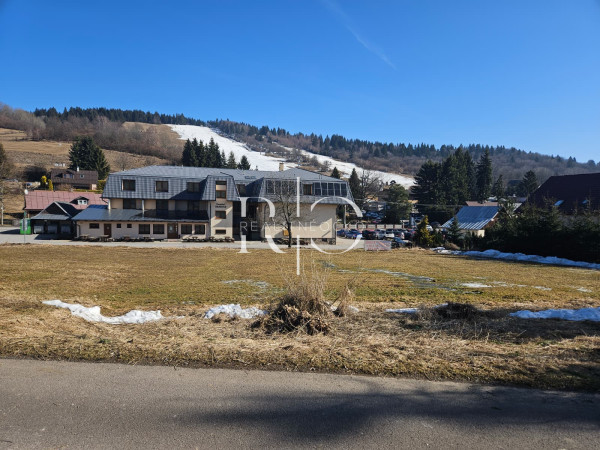 Pozemok Pre Rodinný Dom | Žiar nad Hronom – Obrázok 1