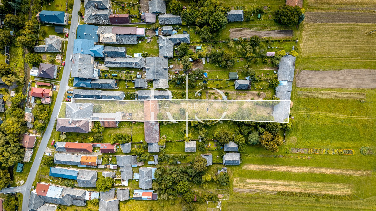 Kúria spozemkom na Predaj , Partizánska Ľupča okr. LM