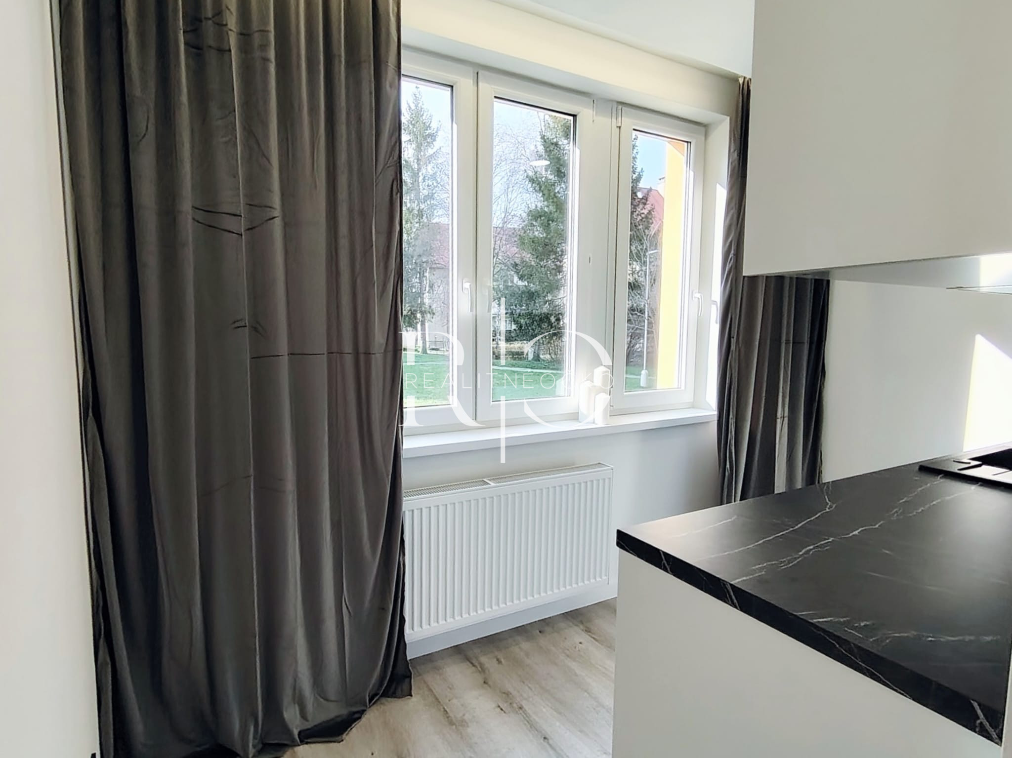 TOP CENA ! na predaj 2 izb. byt po REKONŠTRUKCII v Kežmarku