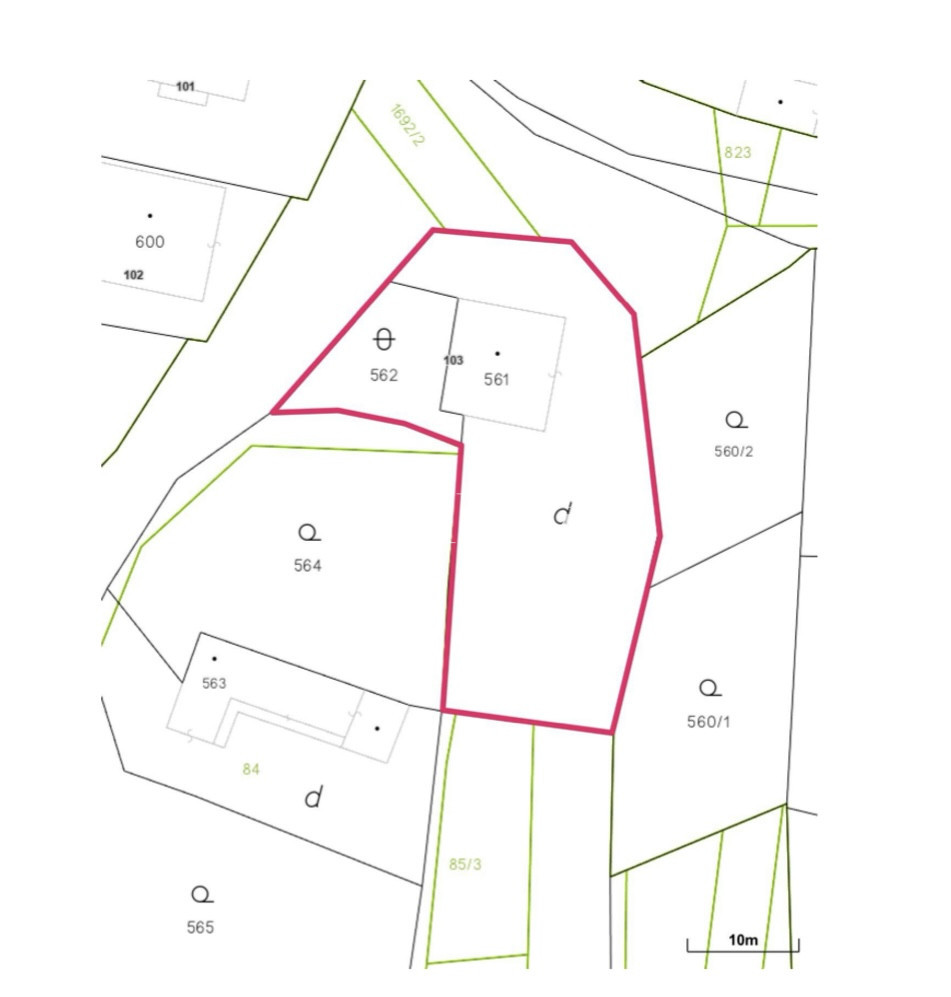 Na predaj budova s pozemkami Nižná Oľka-okr. Medzilaborce
