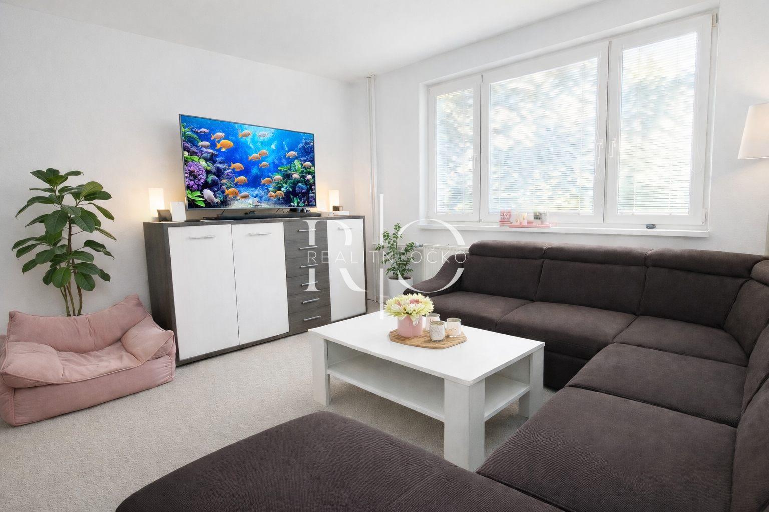 Na predaj - jedinečný 3izb byt, Banská Bystrica - Sásová