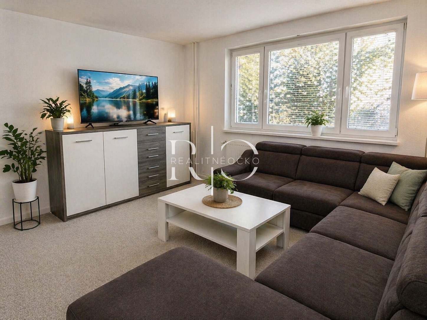 Na predaj - jedinečný 3izb byt, Banská Bystrica - Sásová