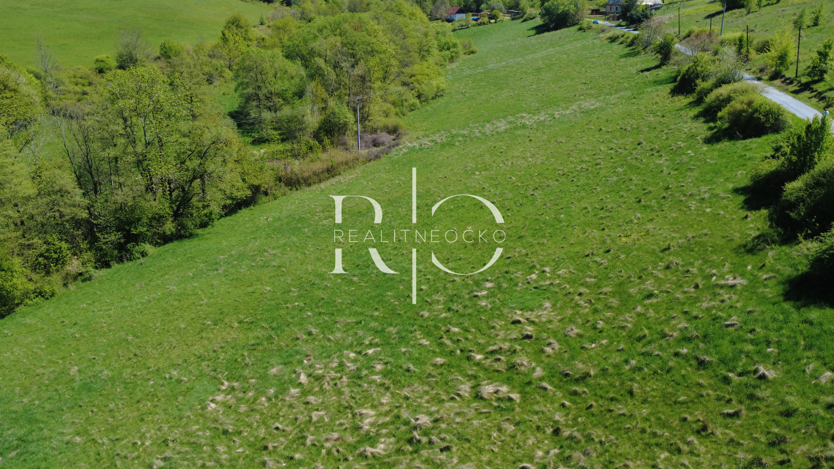 Na predaj:  pozemok v obci Stožok – časť Vyletelovci