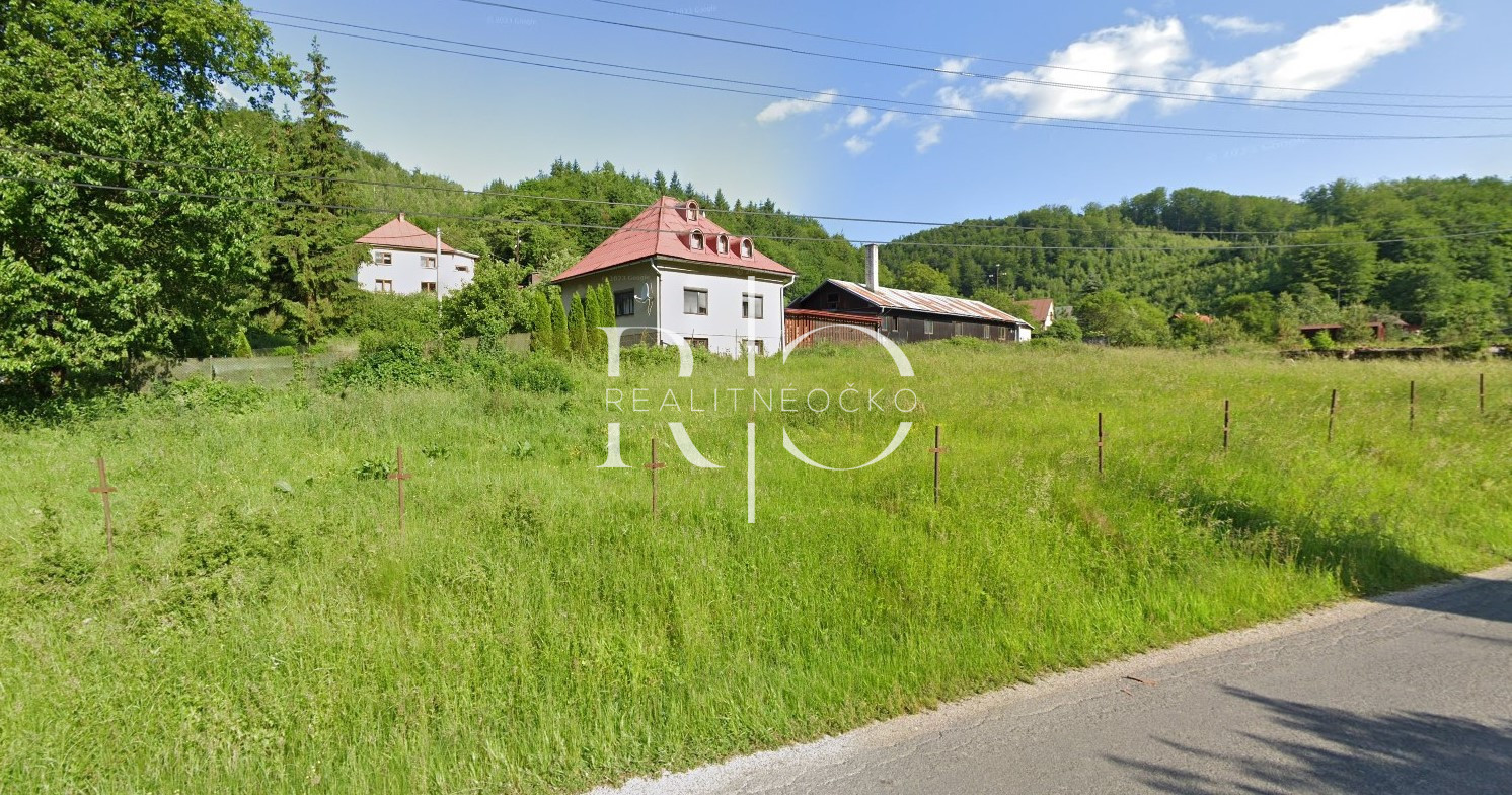 Na predaj tri stavebné pozemky v obci Dlhé Pole, okr. Žilina