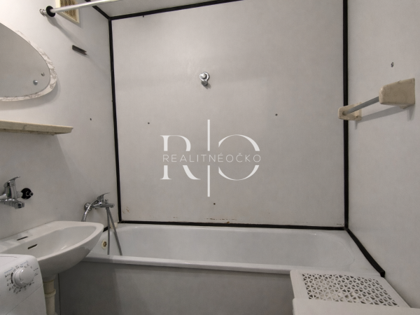 Trojizbový Byt | Levice – Obrázok 1