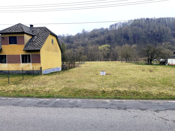 Pozemok Pre Rodinný Dom | Trenčín – Obrázok 1