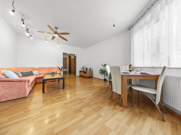 Trojizbový Apartmán | Bratislava II – Obrázok 1